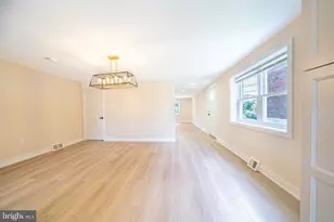 10753 Jeanes St, Philadelphia, PA 19116 - Photo 9