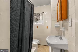 817 Wynnewood Rd, Philadelphia, PA 19151 - Photo 13