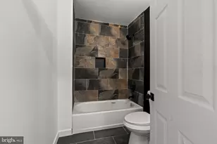 2508 Bonaffon St, Philadelphia, PA 19142 - Photo 23
