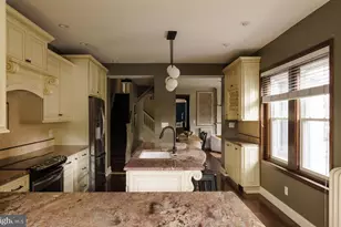 104 Rochelle Ave, Philadelphia, PA 19128 - Photo 27