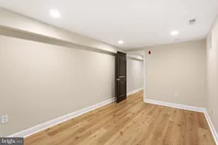 931 N 19th St, Philadelphia, PA 19130 - Photo 35
