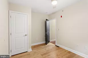 931 N 19th St, Philadelphia, PA 19130 - Photo 19