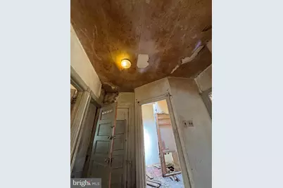 643 S 60th Street, Philadelphia, PA 19143 - Photo 17