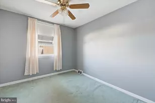 737 Colebrook Rd, Philadelphia, PA 19115 - Photo 21