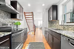 1232 N Hollywood St, Philadelphia, PA 19121 - Photo 11