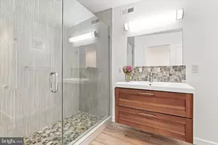1232 N Hollywood St, Philadelphia, PA 19121 - Photo 17