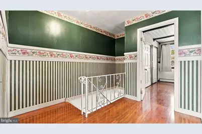 10025 S Canterbury Road, Philadelphia, PA 19114 - Photo 17