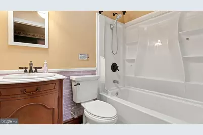 10025 S Canterbury Road, Philadelphia, PA 19114 - Photo 23