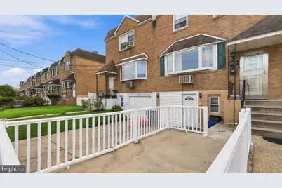 10025 S Canterbury Road, Philadelphia, PA 19114 - Photo 3