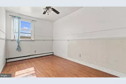 10025 S Canterbury Road, Philadelphia, PA 19114 - Photo 21
