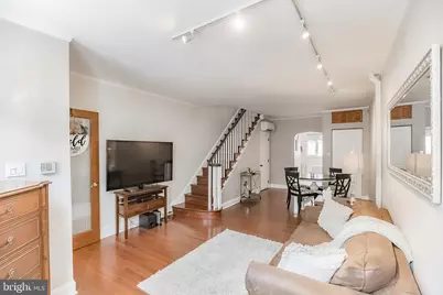 1045 Mercy Street, Philadelphia, PA 19148 - Photo 3