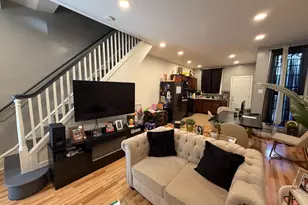 1942 N Myrtlewood St, Philadelphia, PA 19121 - Photo 5