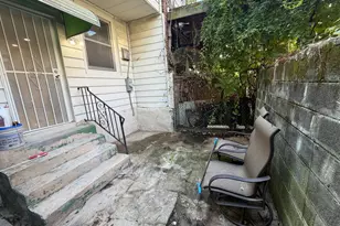 1942 N Myrtlewood St, Philadelphia, PA 19121 - Photo 11