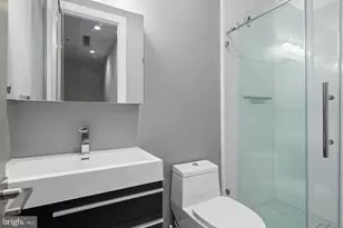 1332 Kater St, Philadelphia, PA 19147 - Photo 25