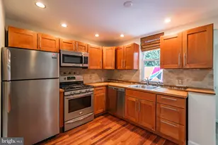 211 W Stiles St, Philadelphia, PA 19122 - Photo 3