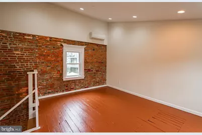 211 W Stiles Street, Philadelphia, PA 19122 - Photo 13