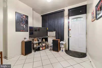 2516 Collins Street, Philadelphia, PA 19125 - Photo 3