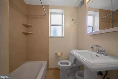 2416 S 16th Street, Philadelphia, PA 19145 - Photo 17