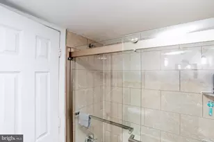 7755 Oxford Ave, Philadelphia, PA 19111 - Photo 21