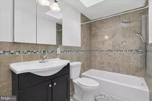 4233 Lawnside Rd, Philadelphia, PA 19154 - Photo 17