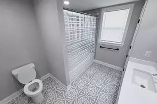 2207 S Clarion St, Philadelphia, PA 19148 - Photo 9