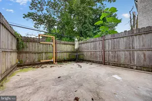1238 W Firth St, Philadelphia, PA 19133 - Photo 19