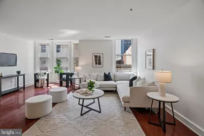 1811 Chestnut Street #402, Philadelphia, PA 19103 - Photo 3