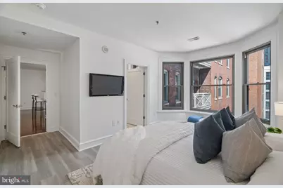 1811 Chestnut Street #402, Philadelphia, PA 19103 - Photo 23