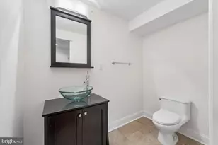 1111 Mt Vernon St, Philadelphia, PA 19123 - Photo 15