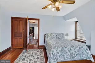 18 W Gravers Ln, Philadelphia, PA 19118 - Photo 29