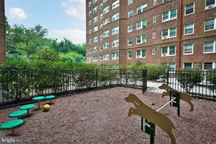 4247 Locust St, Philadelphia, PA 19104 - Photo 13