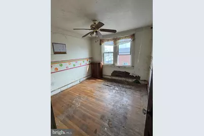 1637 E Cheltenham Avenue, Philadelphia, PA 19124 - Photo 15
