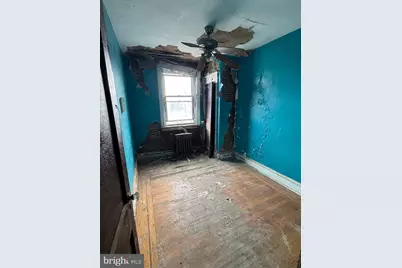 1637 E Cheltenham Avenue, Philadelphia, PA 19124 - Photo 17