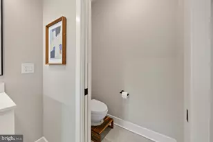 2608 Manton St, Philadelphia, PA 19146 - Photo 25