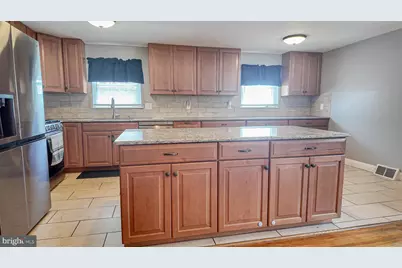 8520 Bridle Road, Philadelphia, PA 19111 - Photo 7