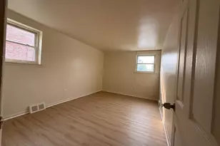 9440 Kirkwood Rd, Philadelphia, PA 19114 - Photo 3