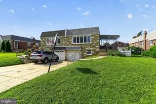 9952 Woodfern Rd, Philadelphia, PA 19115 - Photo 3