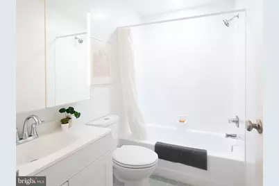 102-22 Church Street #202, Philadelphia, PA 19106 - Photo 15