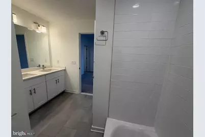 2018 Northbank Place, Philadelphia, PA 19125 - Photo 15