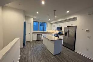2018 Northbank Pl, Philadelphia, PA 19125 - Photo 5