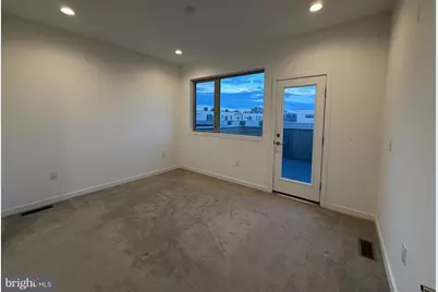 2018 Northbank Place, Philadelphia, PA 19125 - Photo 25
