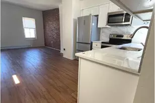 2534 Poplar St, Philadelphia, PA 19130 - Photo 3