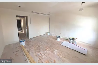172 E Huntingdon Street, Philadelphia, PA 19125 - Photo 11