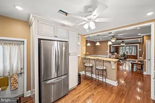 5334 Sylvester St, Philadelphia, PA 19124 - Photo 9