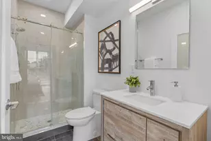 950 N 2nd St, Philadelphia, PA 19123 - Photo 13