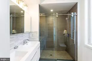 1759 Waterloo St, Philadelphia, PA 19122 - Photo 33