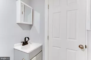 644 N 52nd St, Philadelphia, PA 19131 - Photo 21