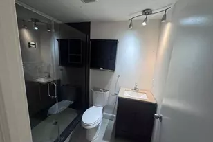 1217 Green St, Philadelphia, PA 19123 - Photo 13