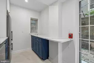 344 S 15th St, Philadelphia, PA 19102 - Photo 7