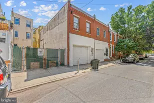 1304 S 10th St, Philadelphia, PA 19147 - Photo 3